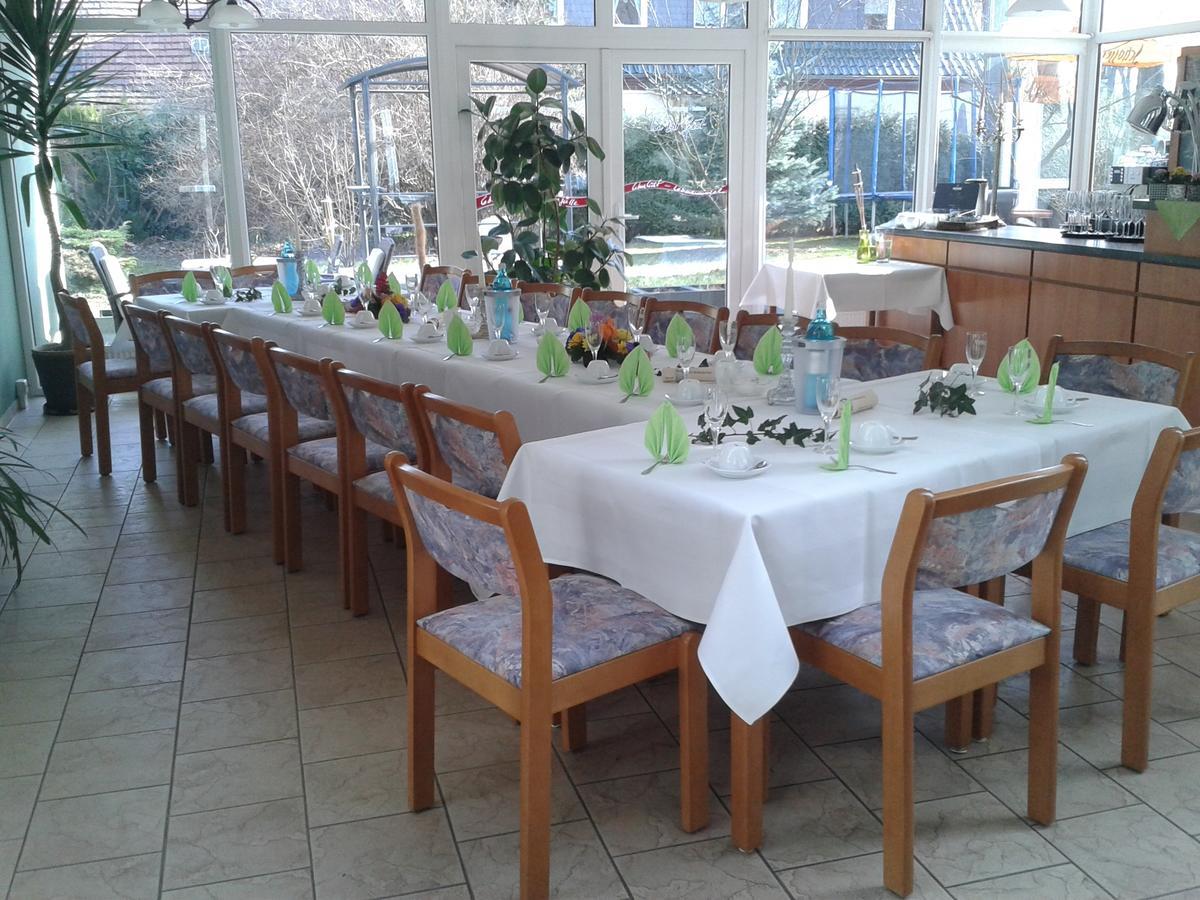 Schlossparkhotel Sallgast Buitenkant foto